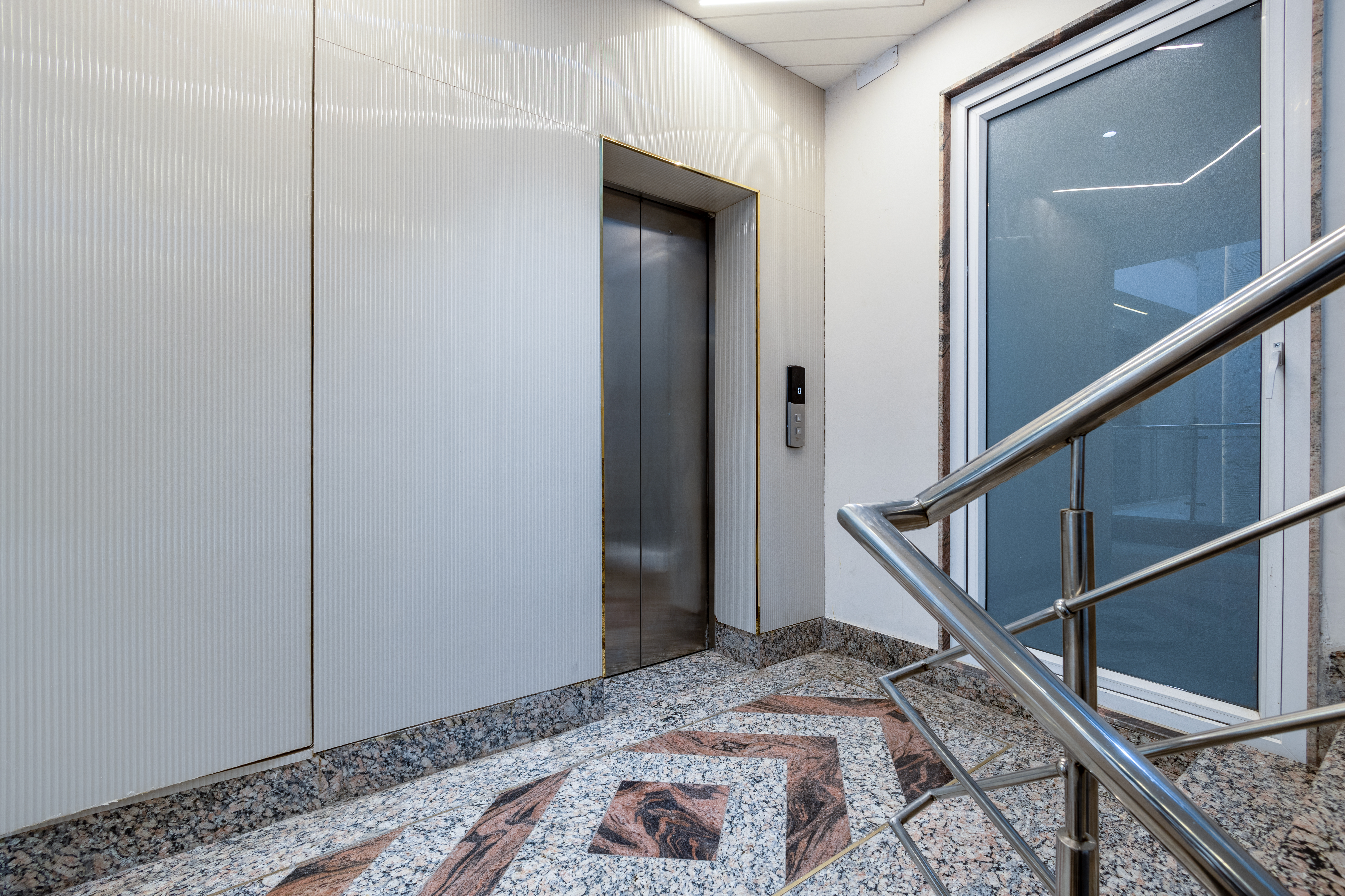 Sector 52 Room Detail